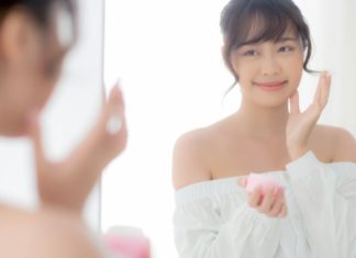 Busy Beauty: How to Get Glowing Skin for the New Year 2024