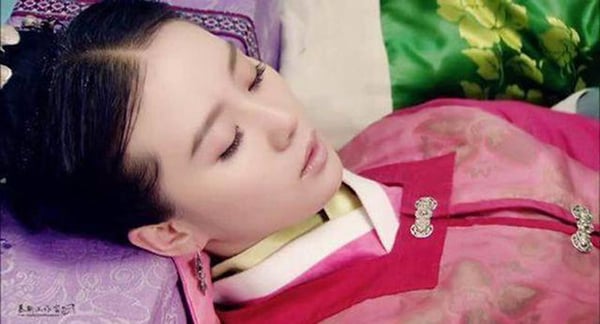 What does the ancient prohibition on “sleeping without feet facing west and head not facing east” mean?