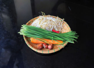 Delicious and Beautiful Sweet and Sour Pickled Cucumber Recipe for a Quick and Tasty Snack, Perfect for the End of the Year