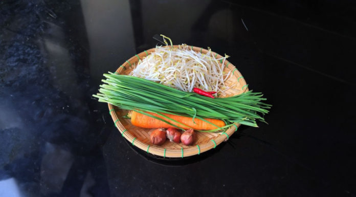 Delicious and Beautiful Sweet and Sour Pickled Cucumber Recipe for a Quick and Tasty Snack, Perfect for the End of the Year