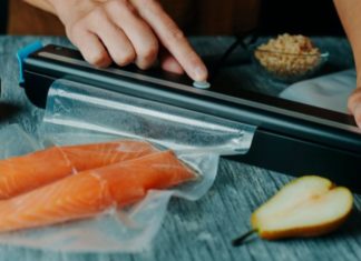 Bad Eating Habits of Vietnamese People During Tet Holidays