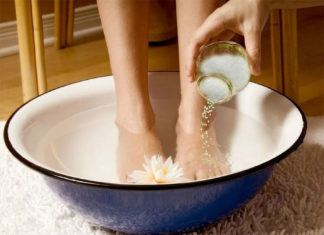 Tips for treating a sprained ankle