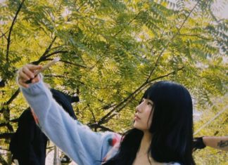 Sweet pastel colors make stylish beauties fall in love even in cold weather.