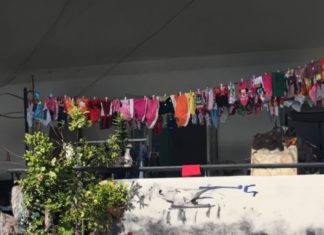 Feng Shui Master advises 2 efficient ways to hang clothes without wasting money, causing family disputes, which many people are unaware of.