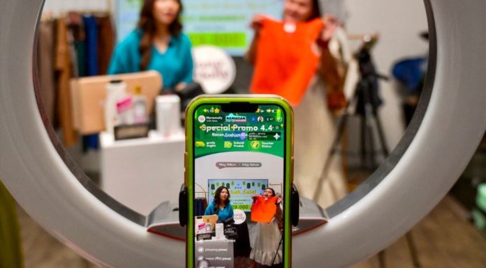 What is Affiliate Marketing? Unmissable Online Money-Making Opportunity