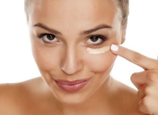 8 Foods Sisters Should Add to Improve Under-Eye Circles