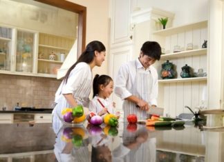 8 Surprising Benefits of Cooking with Your Child for a Happier Family and More Successful Children