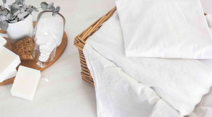 How to whiten clothes without using bleach