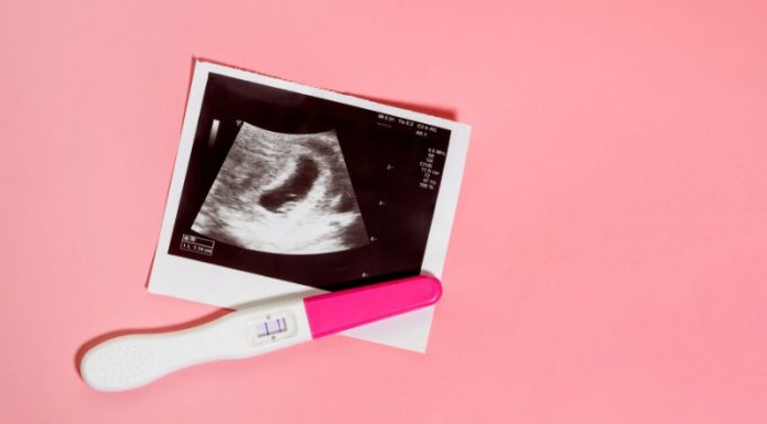 Is it Possible to Determine the Gender of a Baby by Looking at a Pregnancy Test Strip?