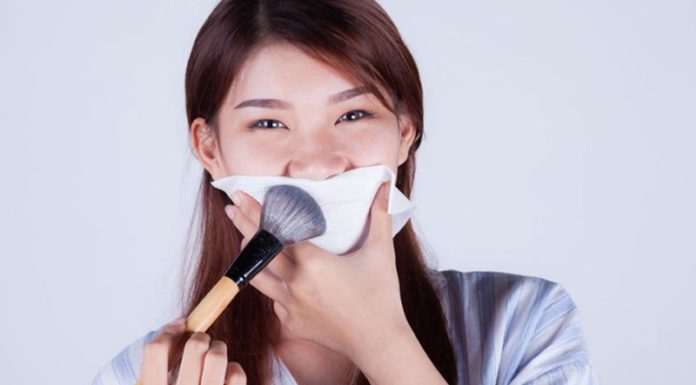 Tips for achieving plump and seductive lips with flawless makeup