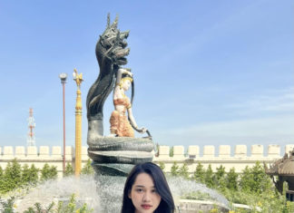 Learn the hottest 4 layers hairstyles of Vietnamese celebrities to have a fresh and beautiful look for the Lunar New Year.