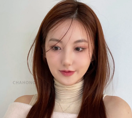 5 Brown Hair Dye Styles that not only “Hack” Age Effectively but also Enhance Brighter Skin