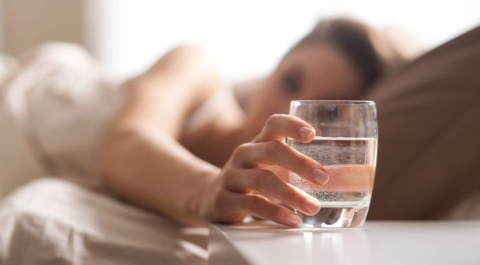 Drinking a glass of water right now is better than eating collagen, ginseng, or bird’s nest: Not knowing it is a waste.