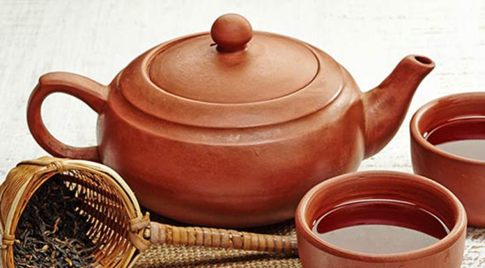 Reduce risk of bone fractures by drinking tea daily