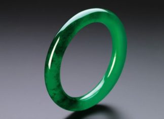 The Emerald Stone brings more than just power, luck, and abundance… it’s even more than that.
