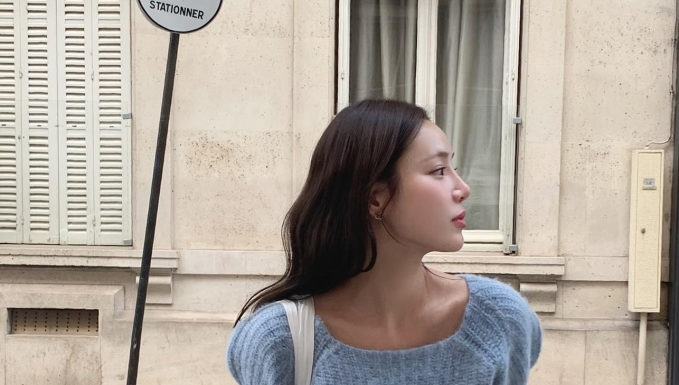 6 Fashion Trends “Taking Over” Women’s Style in 2023