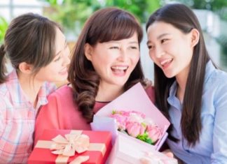 The Ultimate 2023 Mother’s Day Present Guide: 20 Gifts with Deep Meaning and Profound Impact