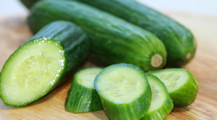 10 Easy Ways to Get Rid of Dark Circles Under Your Eyes