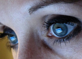 10 Unexpected Negative Effects of Social Media