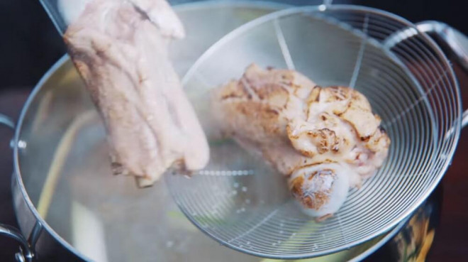 Revealing the Secret to Making Delicious and Odorless Bone Broth