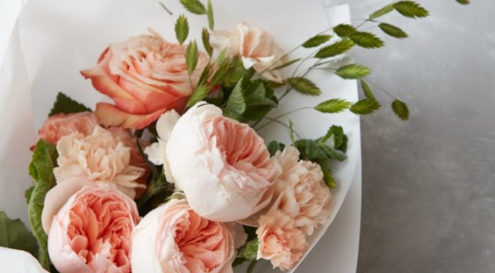 20+ Stylish Ideas for Making His Birthday Special with a Flower Bouquet