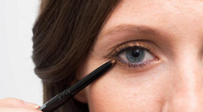 22 Essential Eyeliner Tips Everyone Should Know