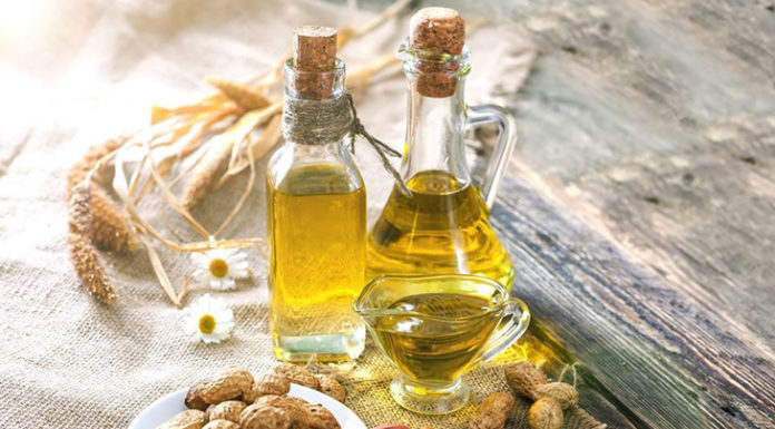 “4 Steps to Easily Get Rid of Mouse Glue on Floor and Clothing”