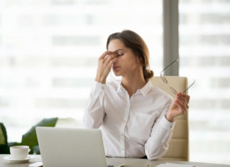 Uncovering the Benefits of Eye Massage: 3 Unexpected Effects