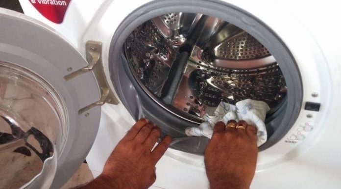 What To Keep in Mind When Cleaning a Washing Machine at Home