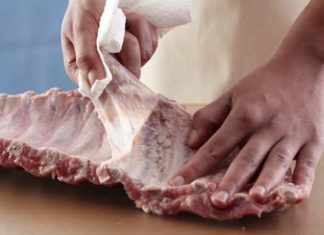 Four Ways to Ensure Perfectly Cooked Ribs