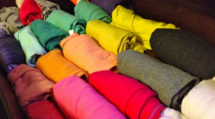 “How to Pack a Suitcase With Clothes to Avoid Paying Extra Baggage Fees”