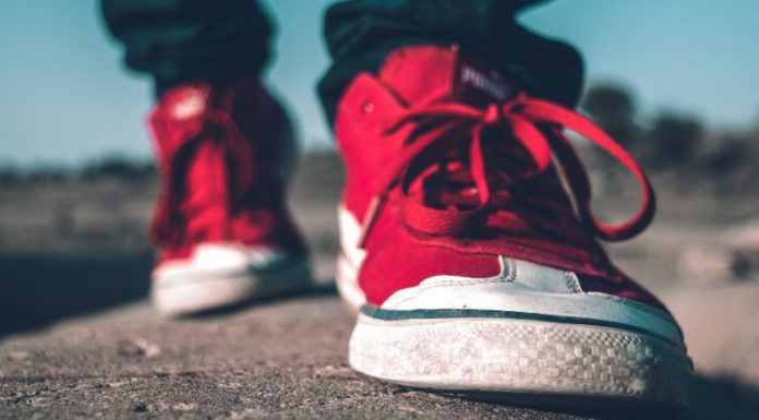 7 Habits That Make Keeping a Clean Home Difficult