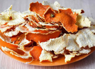 What are the benefits of soaking dried tangerine peel in white vinegar?