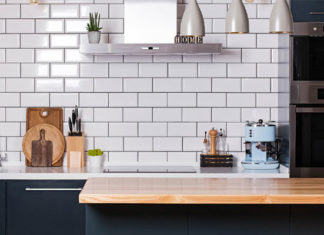 A few tips to clean kitchen tiles