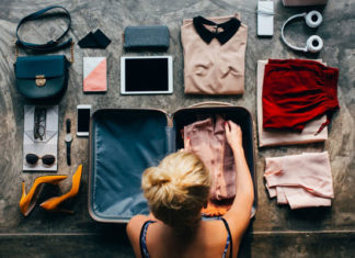 11 Smart Tips for Organizing Your Clothes for a Neat and Tidy Vacation