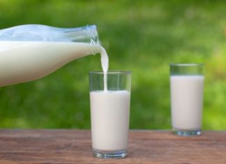 Is it safe for pregnant women to drink unsweetened milk?