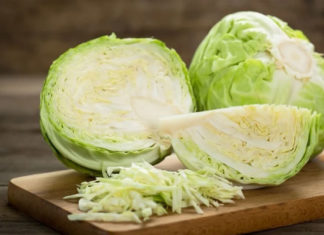 Tips for buying fresh and crunchy cabbage, whether you steam or stir-fry, it’s always sweet and flavorful.