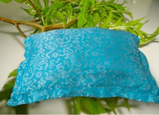 How to make a lavender pillow to help your baby sleep better