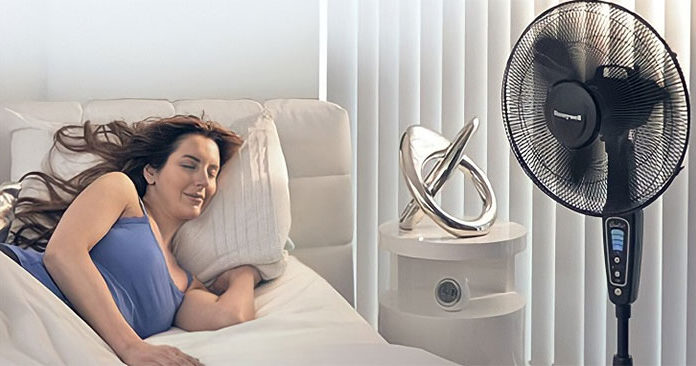 Which is Preferred for Sleep – Fan Positioning at the Bottom or Side?