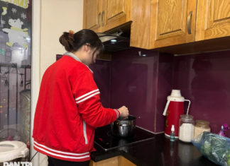 The expert reveals a common habit that causes induction stove to automatically turn on and lead to fires