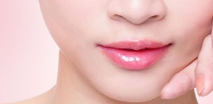Discover How to Maintain Pink Lips without Using Lipstick