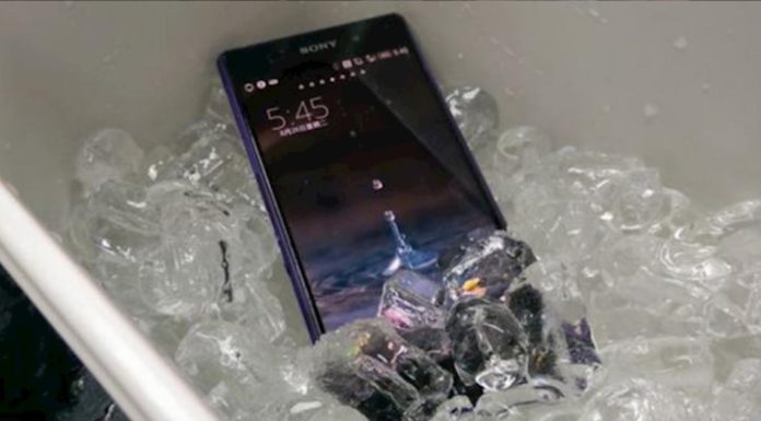Is it safe to put your phone in the refrigerator? Quick tips to cool down your phone