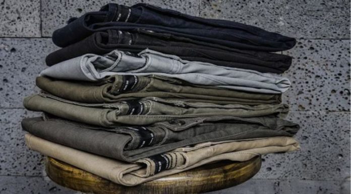 5 Effective Ways to Keep Wrinkles Away from Khaki Clothes