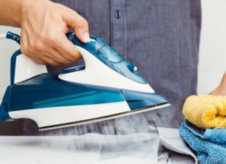 Tips for Cleaning a Steam Iron Thoroughly and Safely