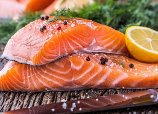 The Ultimate Guide to Spotting and Enjoying Top-Quality, Mouthwatering Salmon in Just 3 Seconds