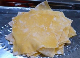 Preventing Dumpling Wrappers From Sticking Together