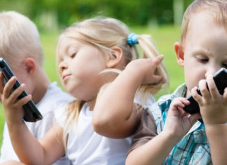 Improving Children’s Vision Through Smartphone Use