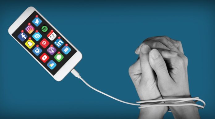 9 Effective Ways to Beat Cell Phone Addiction for a More Balanced Life