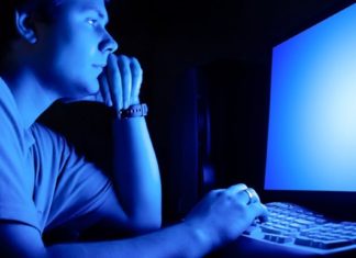 How to Keep Eyes Healthy and Young-Looking: 7 Essential Tips