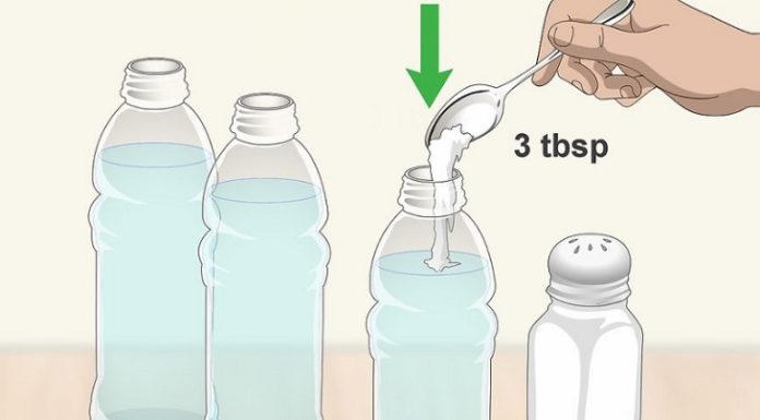 Build Your Own Air Conditioner With a Fan and Water Bottle